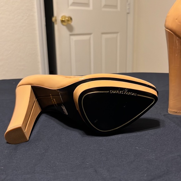 Charles Jourdan, Camel colored, platform heels - Picture 3 of 9